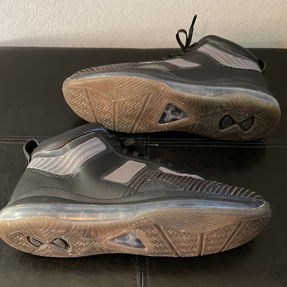 Size 9 Men’s Nike Lebron X JE Icon QS ‘John Elliott’ Black - Picture 5 of 7